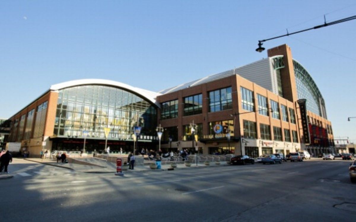 The Pacers have won 34 of 40 games at Bankers Life Fieldhouse this season. (Ron Hoskins/NBAE via Getty Images)