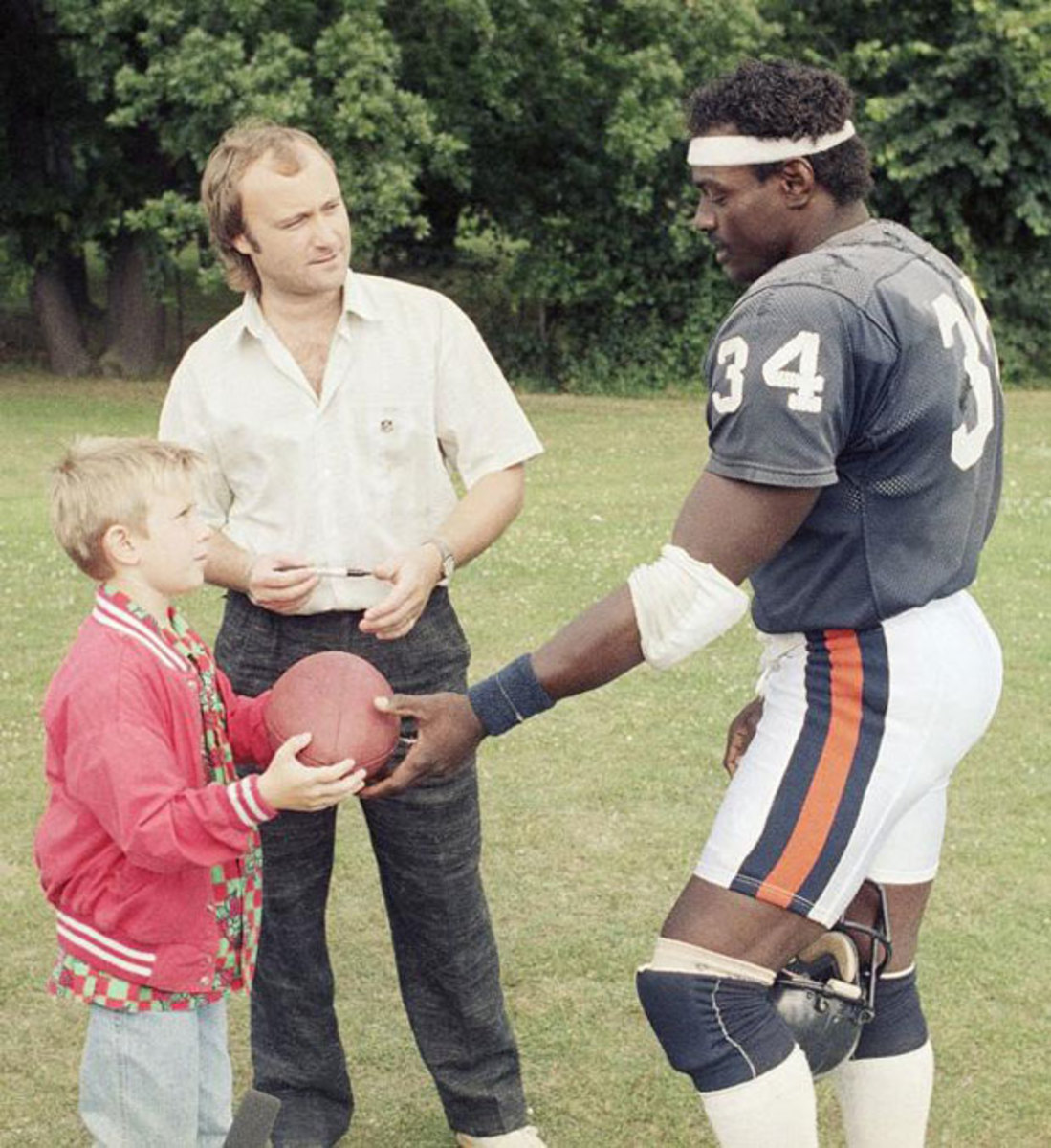 walter-payton-phil-collins
