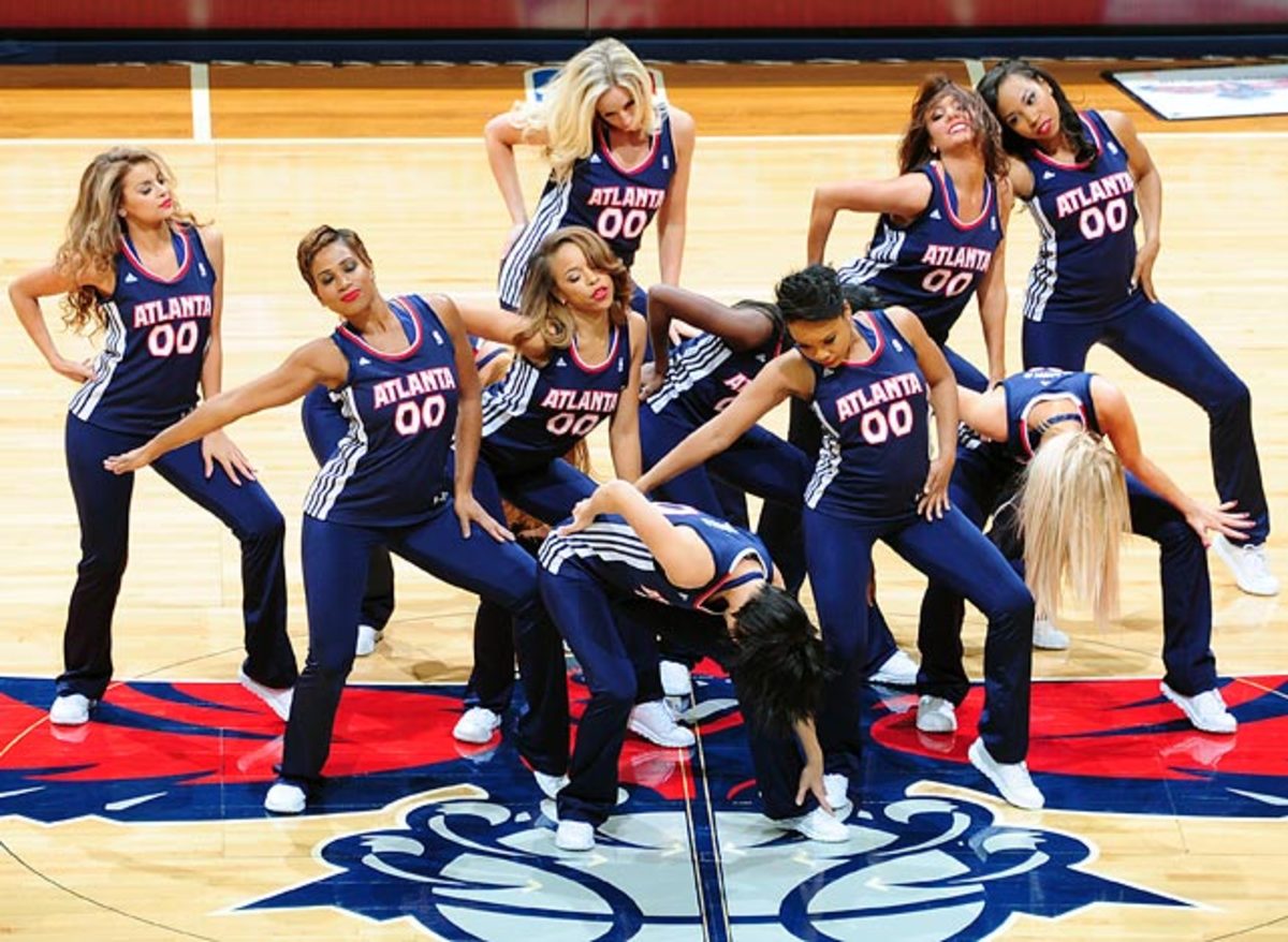140425175324-atlanta-hawks-cheerleaders-188136816-10-single-image-cut.jpg