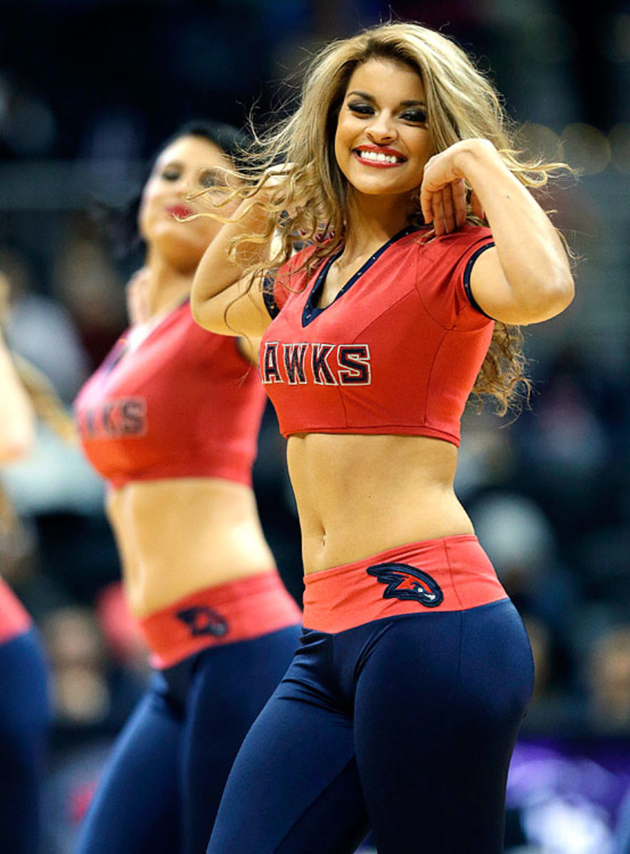 140425175413-atlanta-hawks-cheerleaders-310e2d130f244273ae72813b9516d089-0-single-image-cut.jpg