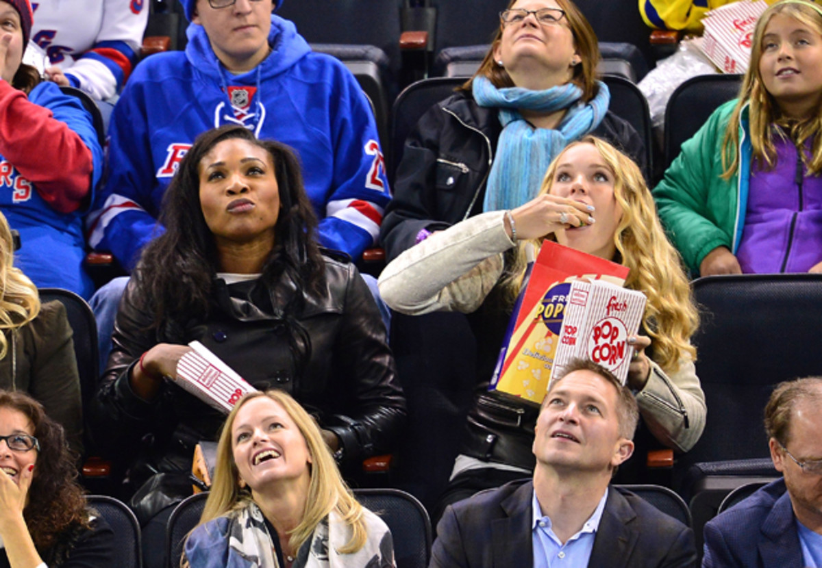 Serena and Wozniacki at the Rangers-Jets game at Madison Square Garden. 
