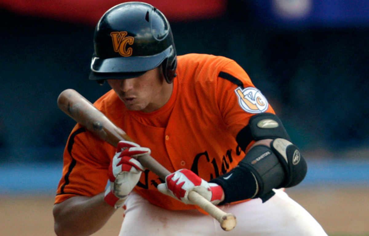 Aledmys Diaz is MLB-bound after signing a free-agent deal with the Cardinals.