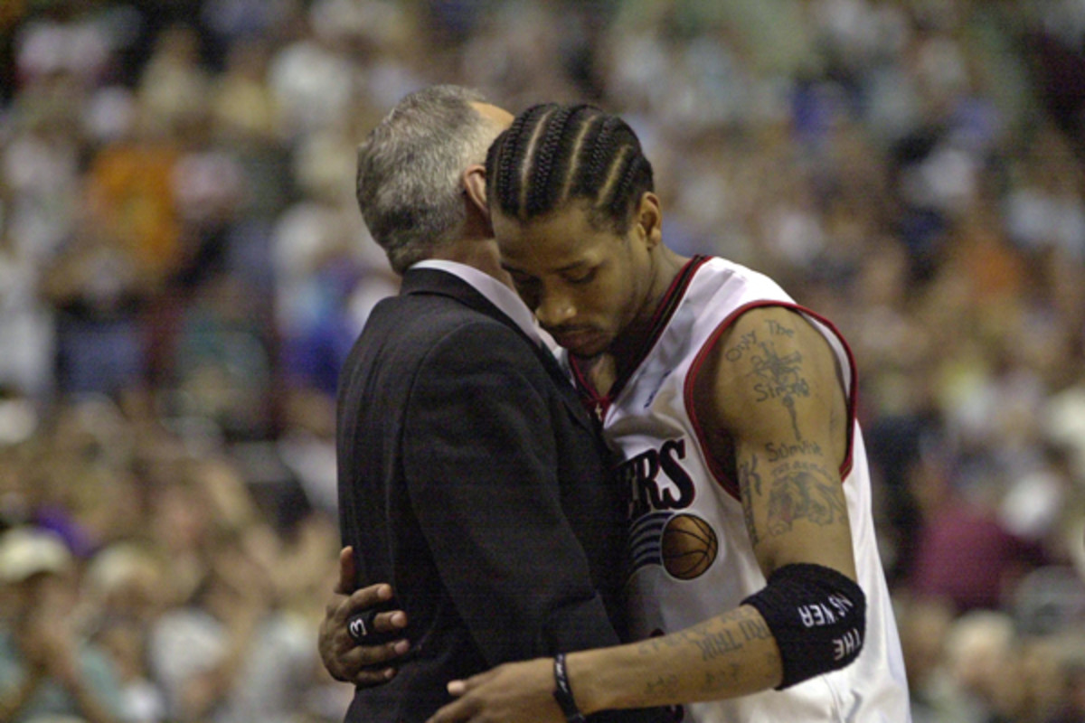 Sixers coach Larry Brown (left) and Allen Iverson embrace in 2001.  (Ezra Shaw/Getty Images)