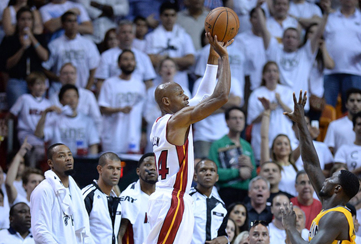 Ray Allen canned four triples in the fourth quarter, providing the key lift for the Heat in a Game 3 win.