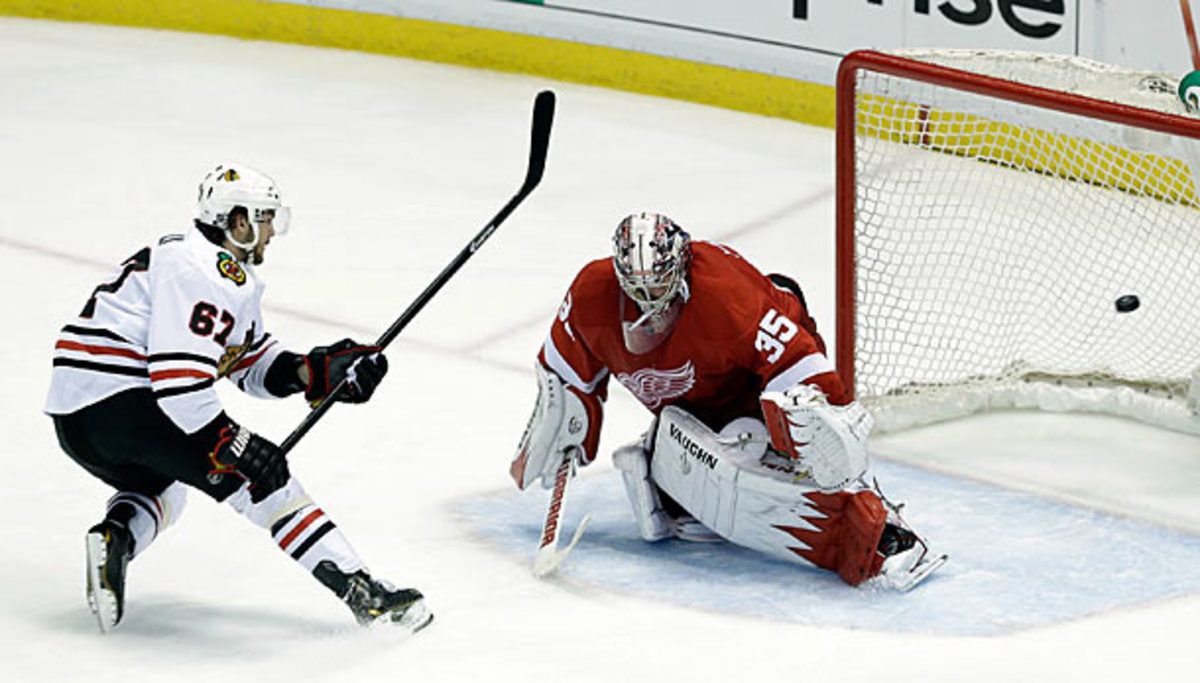 Michael Frolik of the Blackhawks scores on a Game 6 penalty shot
