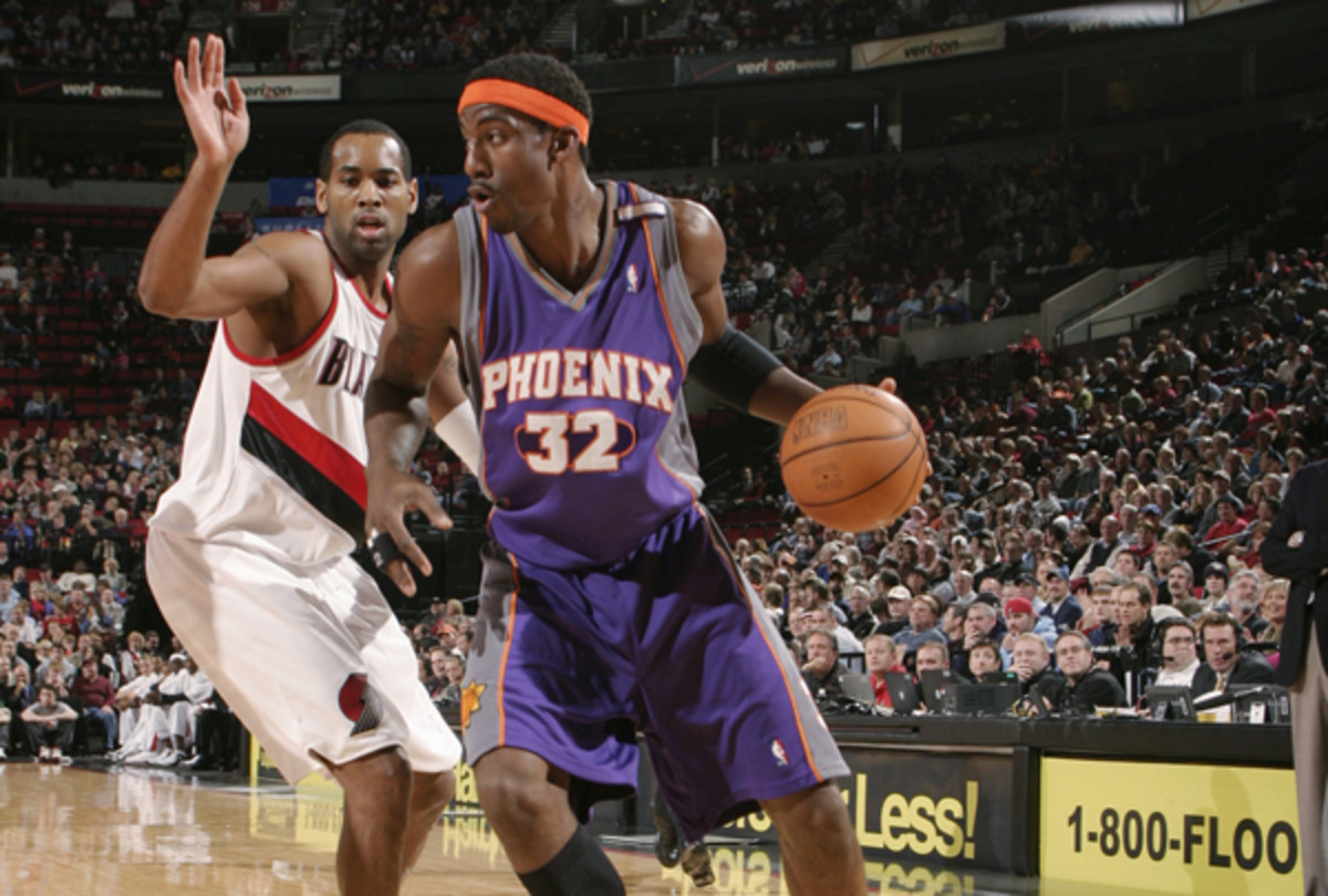 Phoenix Suns Bring Back All-Black Jersey for 2013 – SportsLogos.Net News