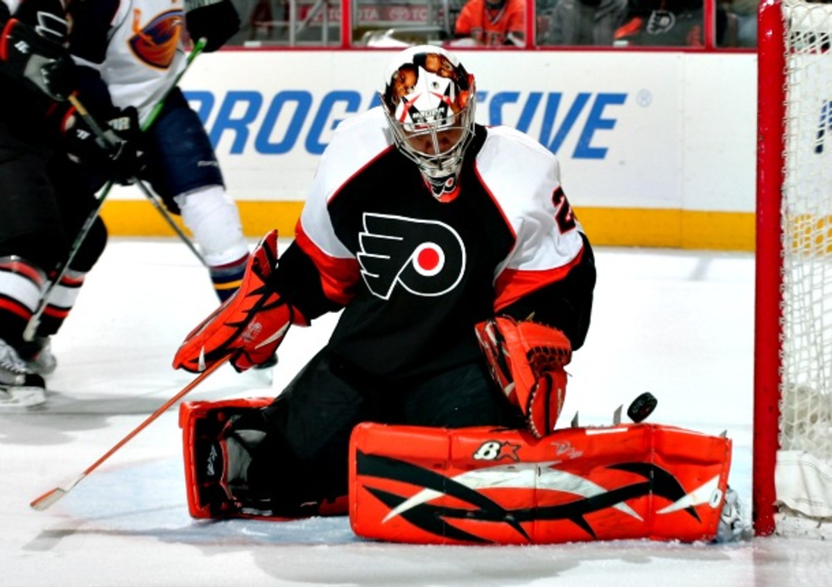 Goaltender Ray Emery has signed with the Philadelphia Flyers