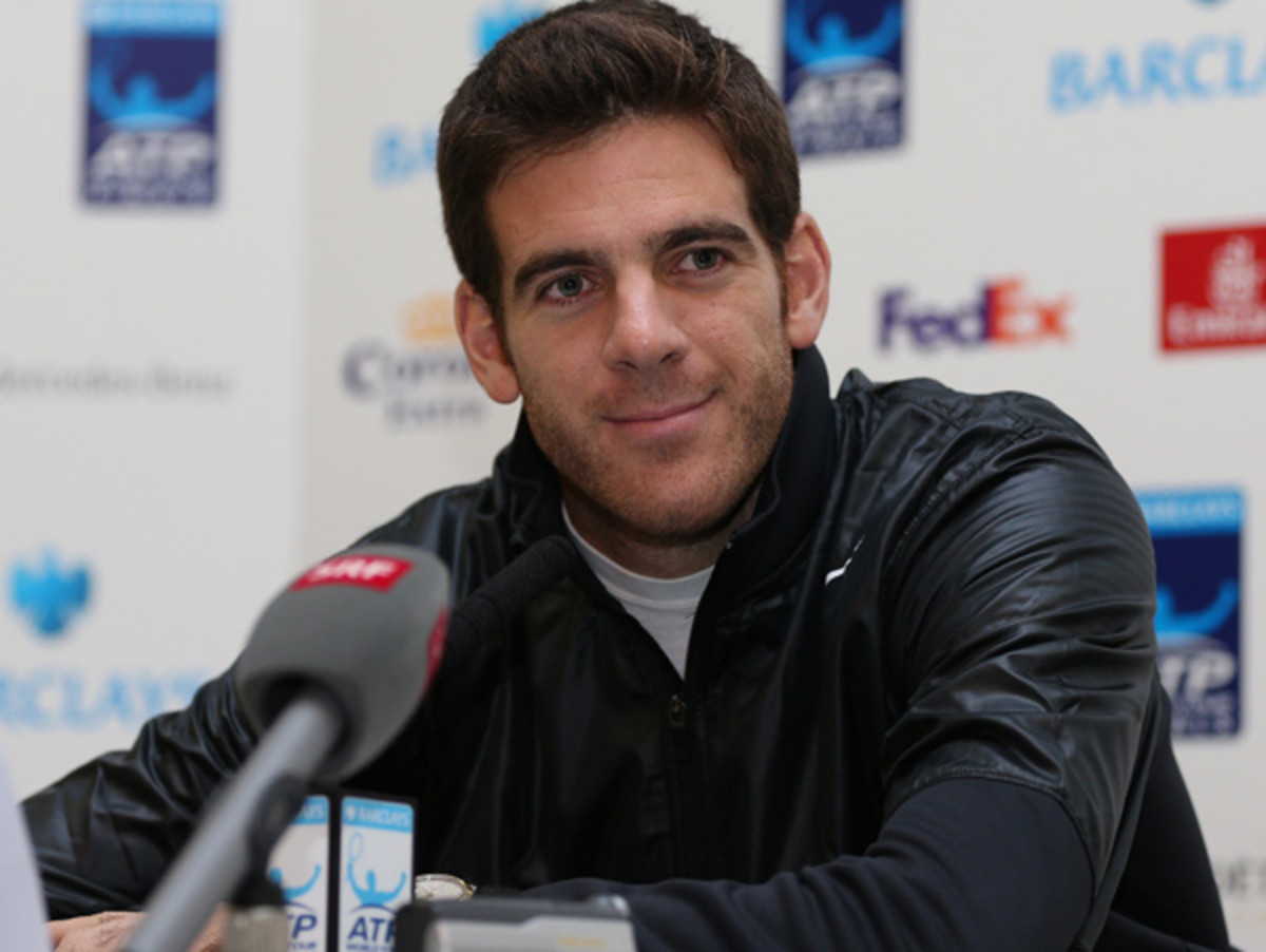 Juan Martin del Potro was robbed of his passport, cash and personal effects at Paris' Gare du Nord train station Saturday. (Clive Brunskill/Getty Images