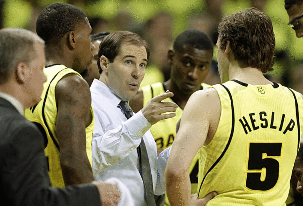 Indiana's Cody Zeller hit the go-ahead layup with 13 seconds left to lead the Hoosiers past Michigan.