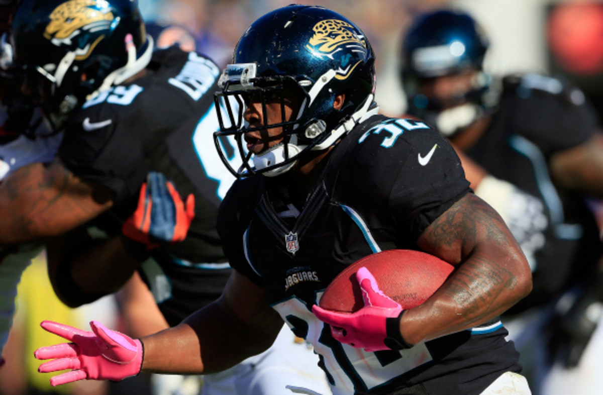 Maurice Jones-Drew was charged with battery after punching a security guard at a Florida restaurant. (Sam Greenwood/Getty Images)
