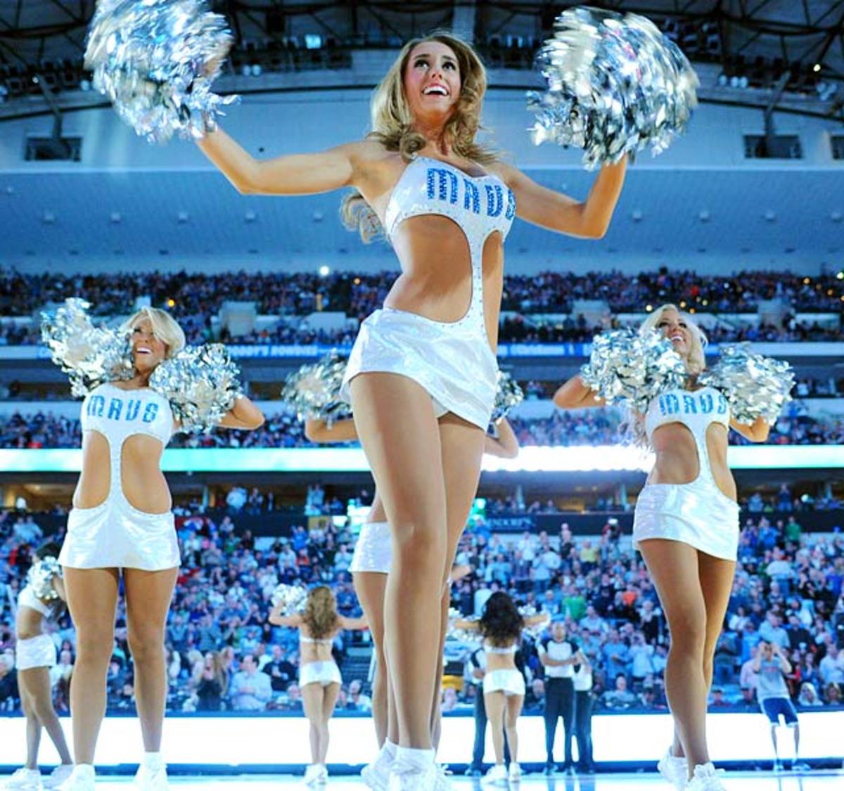  Mavs Dancers