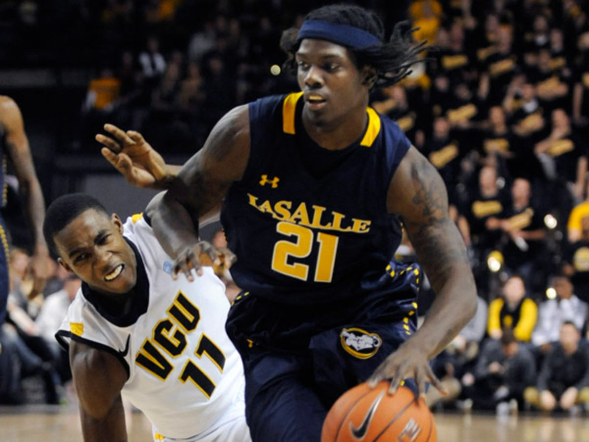 LaSalle and VCU each have NCAA tournament hopes as they head to the Atlantic-10 tournament. (Clement Britt/AP)