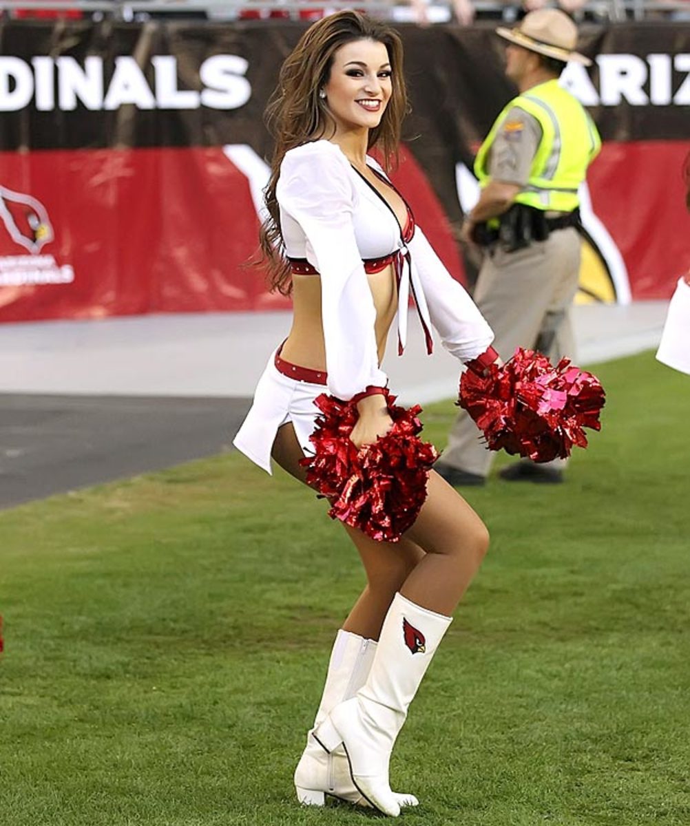 131230171505-arizona-cardinals-cheerleaders-a08x9495-single-image-cut.jpg