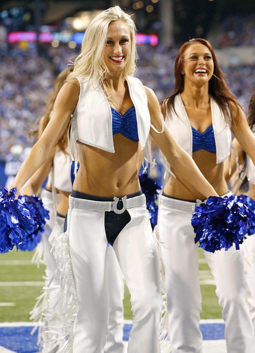 131230171752-indianapolis-colts-cheerleaders-dbf13122901jaguarsr-at-colts36-single-image-cut.jpg