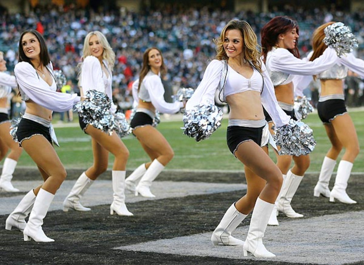 131230171830-oakland-raiders-raiderettes-cheerleaders-ap240323715149-14-single-image-cut.jpg