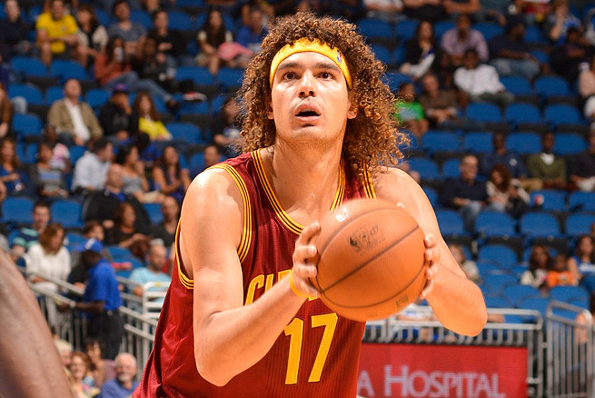 If Anderson Varejao can stay healthy this season, he will be a late-round steal for fantasy teams.
