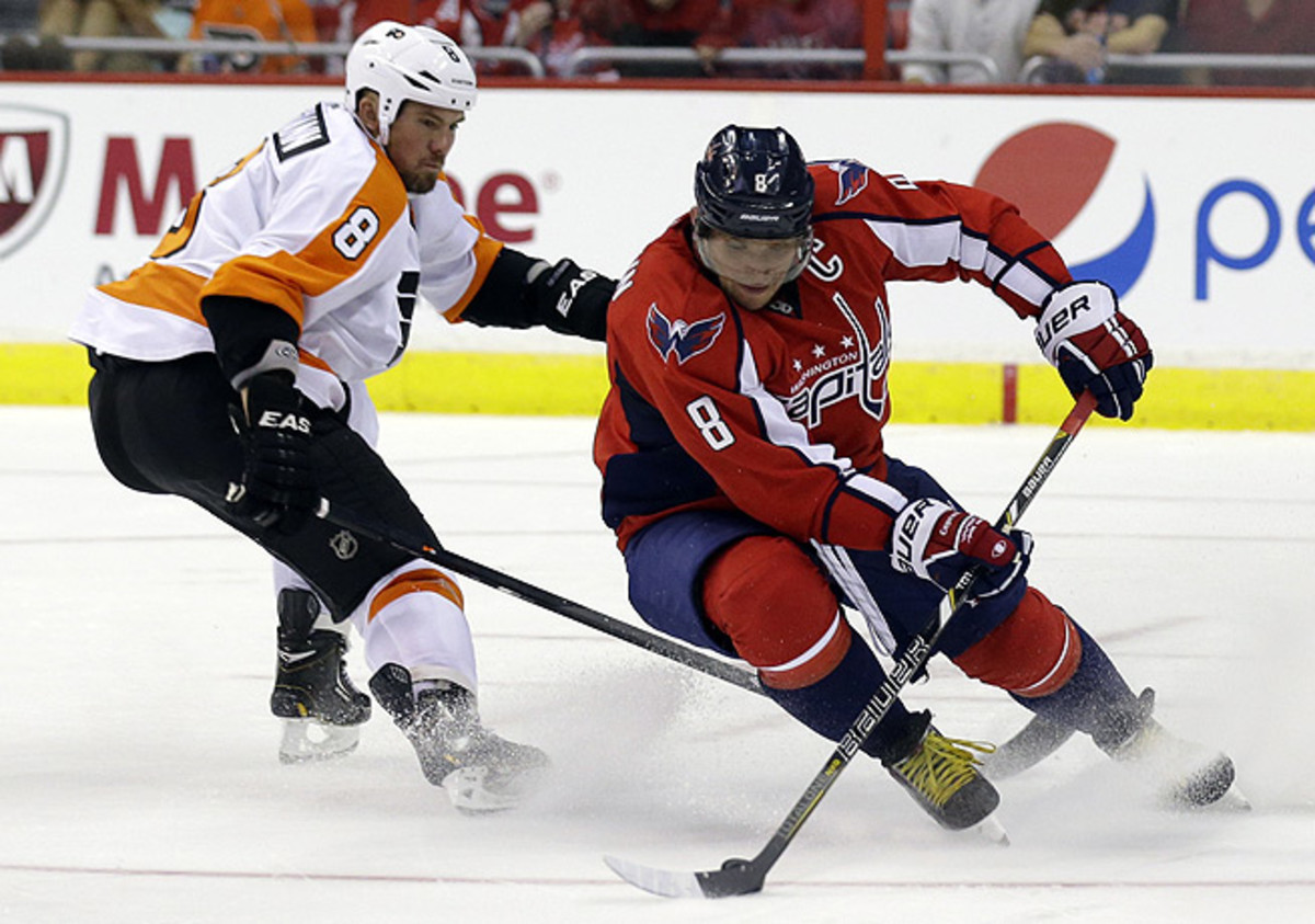 Alex Ovechkin (right) netted two goals to help the Capitals defeat Philadelphia.