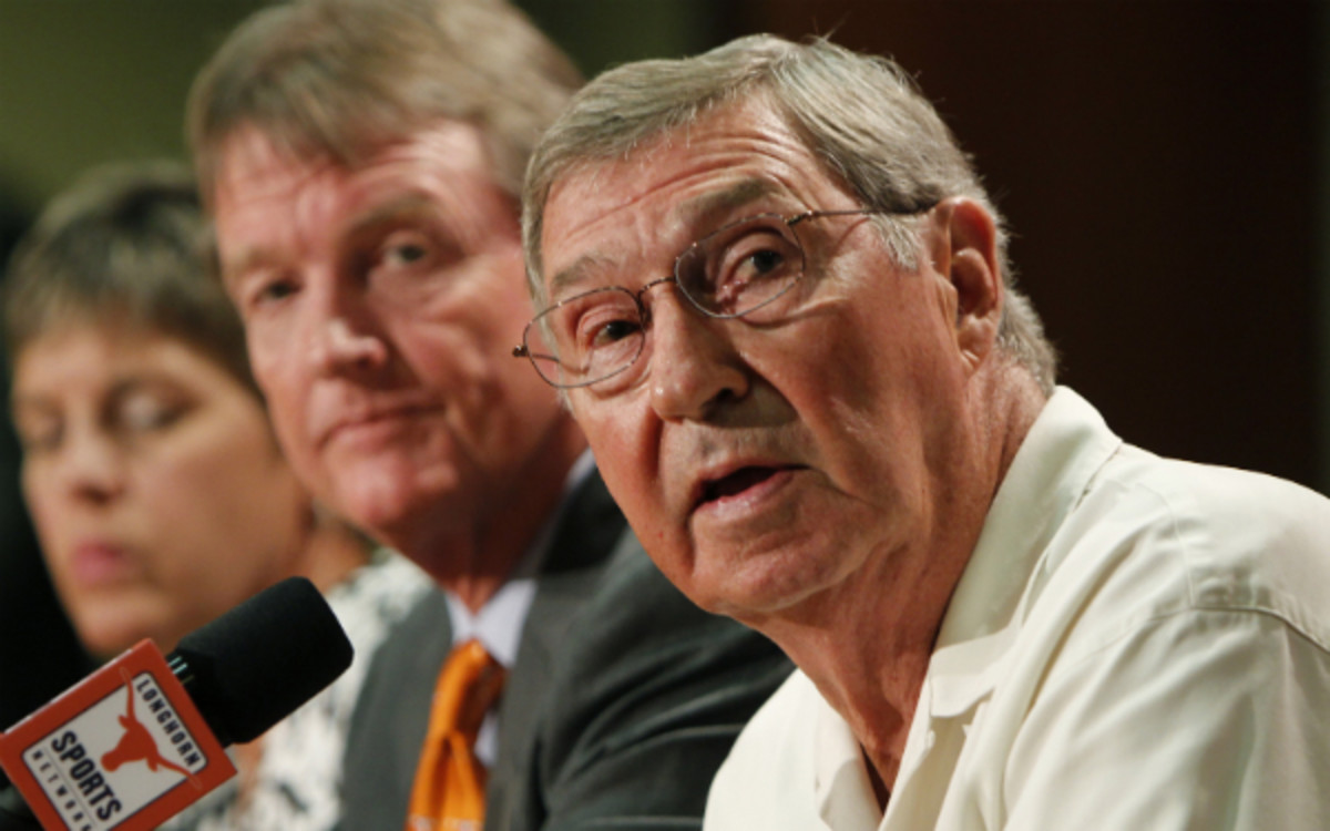 Texas athletic director DeLoss Dodds would like to see an eight-team playoff. (Erich Schlegel/Getty Images)