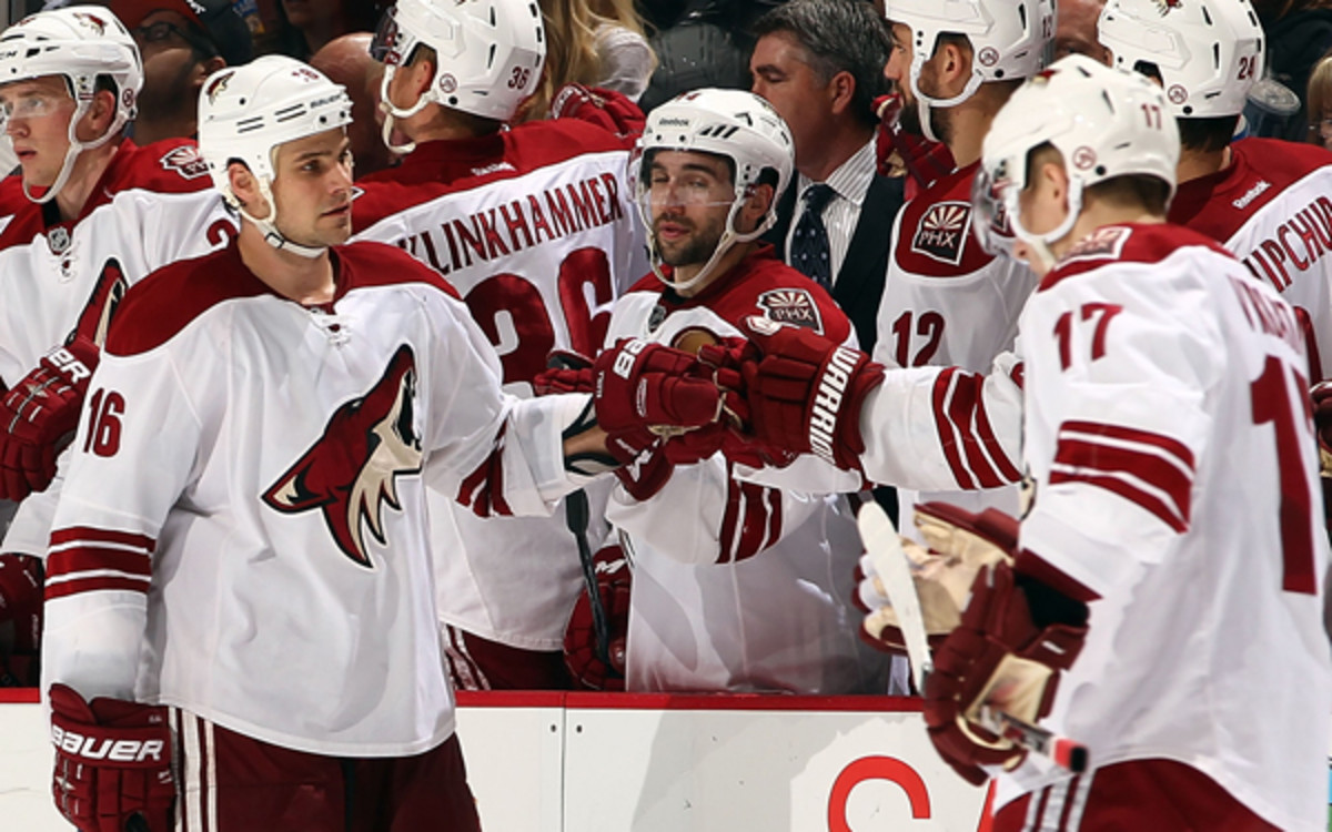 The Coyotes could relocate to Seattle if a lease agreement with Glendale, Ariz. does not come through. (Photo by Debora Robinson/NHLI via Getty Images)