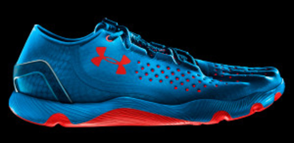 UA Speedform_Electric Blue_Red_Profile