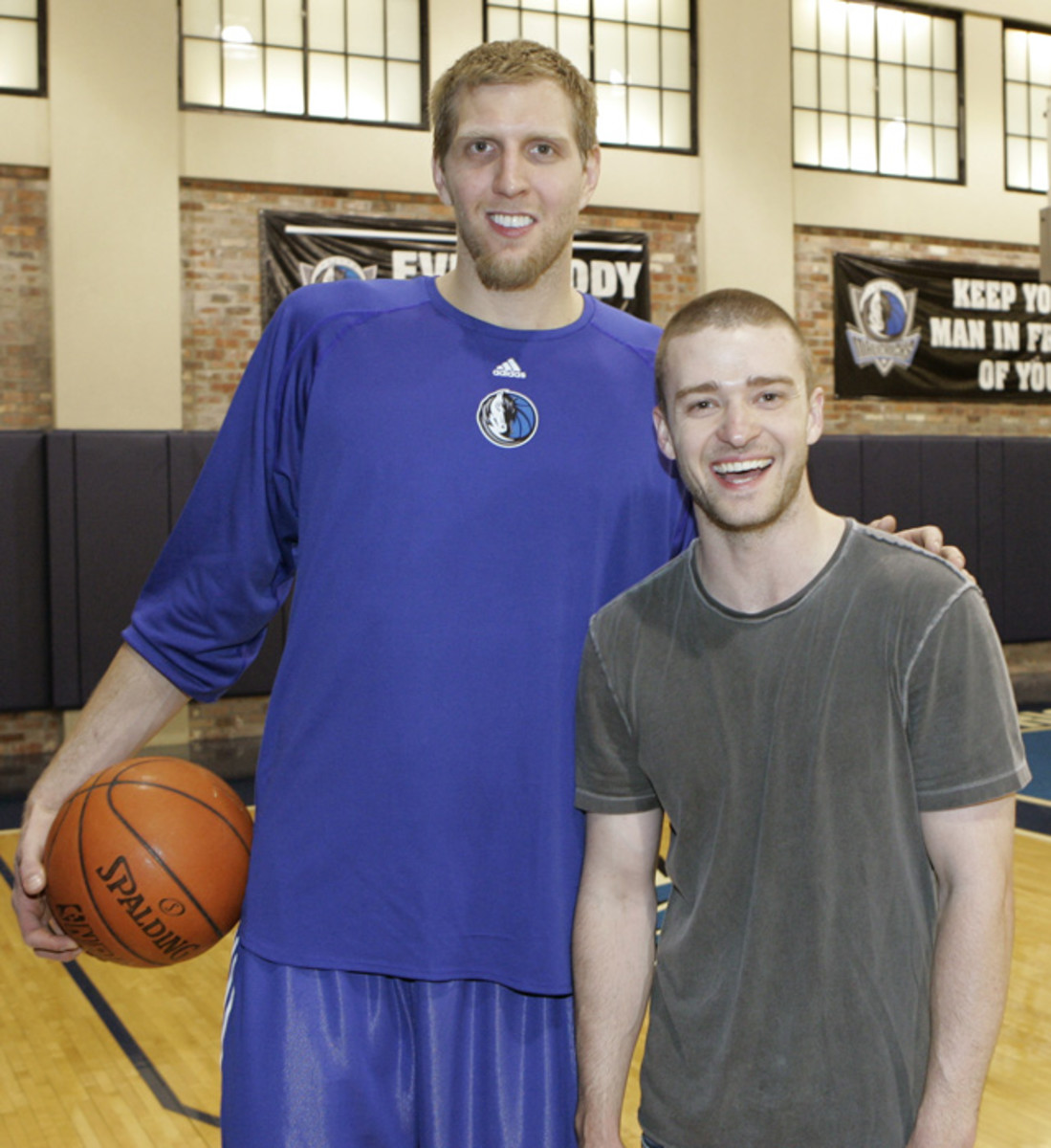 Dirk Nowitzki and Justin Timberlake