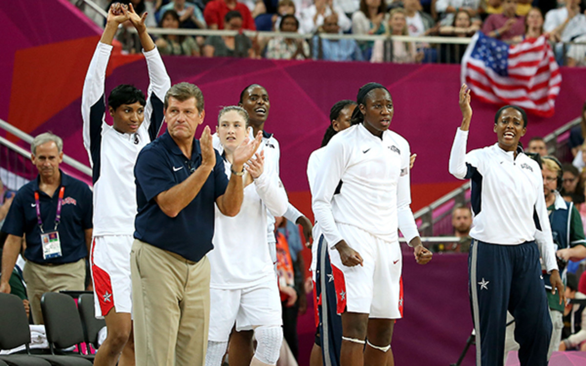 Geno Auriemma will reportedly return to coach the U.S. women at the 2016 Olympics. (Christian Petersen/Getty Images)