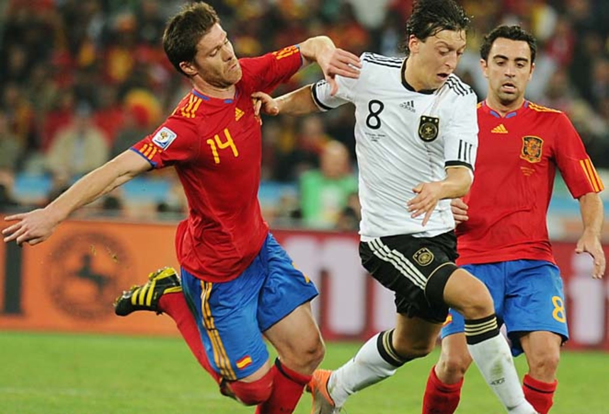 Spain expects Xavi, Xabi Alonso to return for France Sports Illustrated