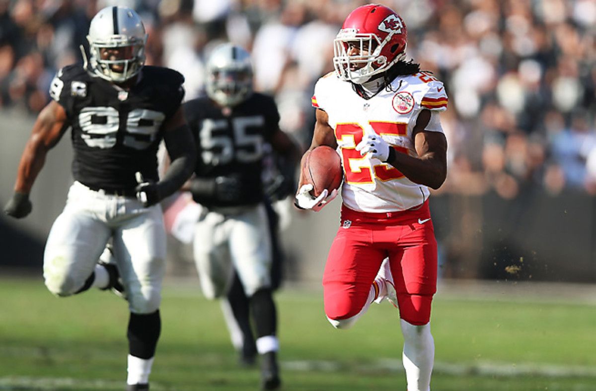 The Chiefs' Jamaal Charles had a day for the ages by scoring five touchdowns against the Raiders.