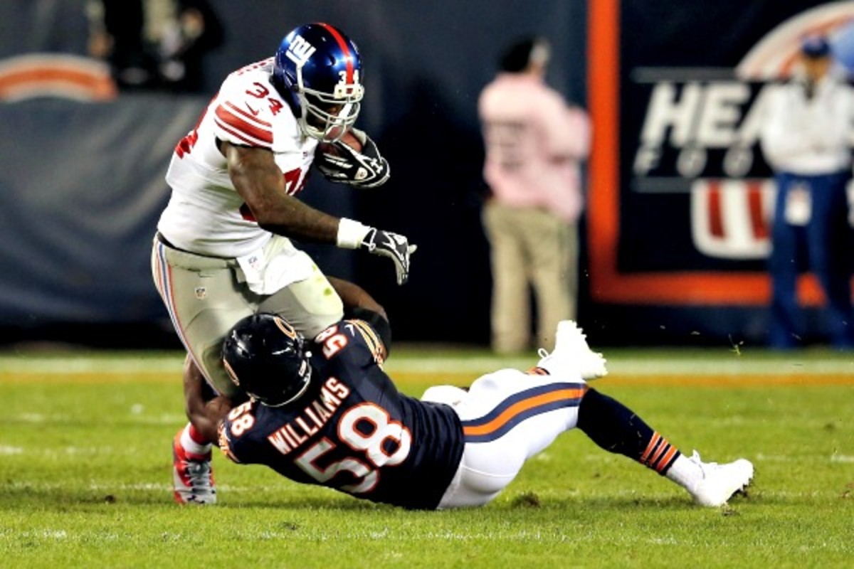 Brandon Jacobs will likely be on the sidelines for the Giants' game against the Eagles on Sunday. (Jonathan Daniel/Getty Images)