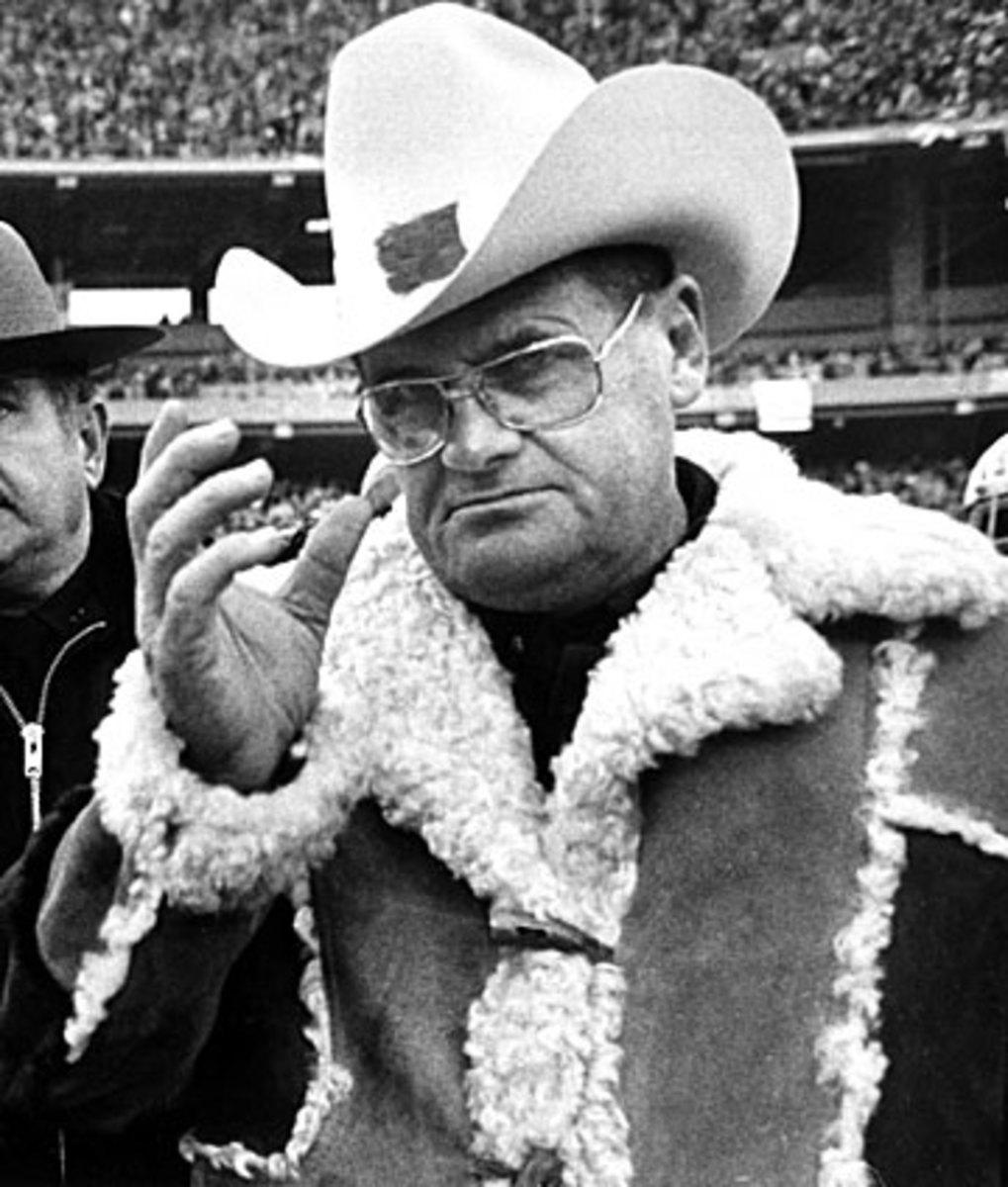 Bum Phillips remains a beloved figure in Houston. (AP)