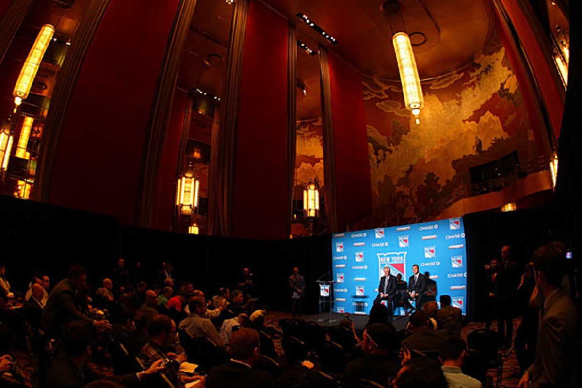 The New York Rangers announced Alain VIgneault's hiring as coach at a press conference in Radio City Music Hall.