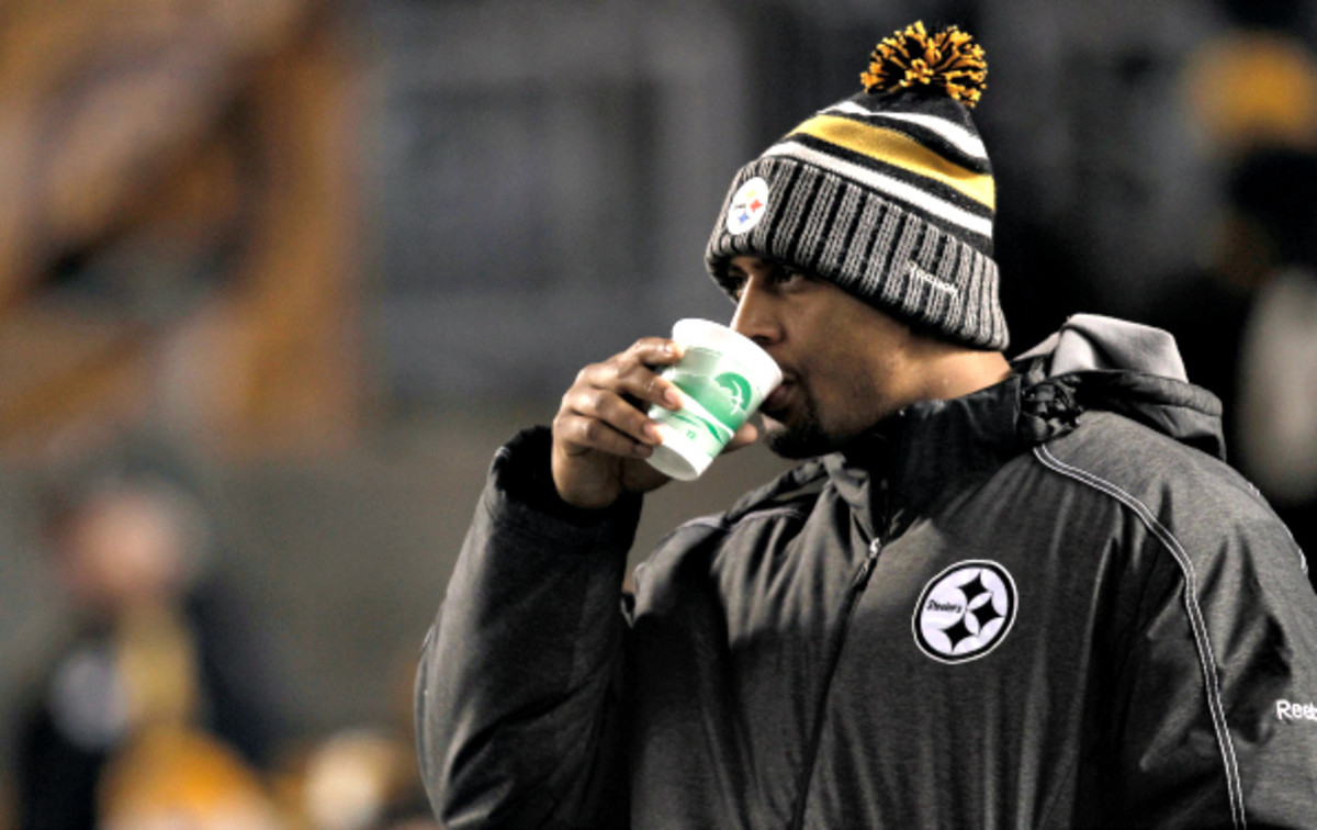 LaMarr Woodley has 5 sacks for the Steelers this season. (Jared Wickerham/Getty Images)