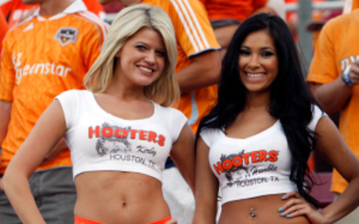 A parent volunteer on the team said Hooters was chosen for its fun and "family" atmosphere. (Bob Levey/Getty Images)