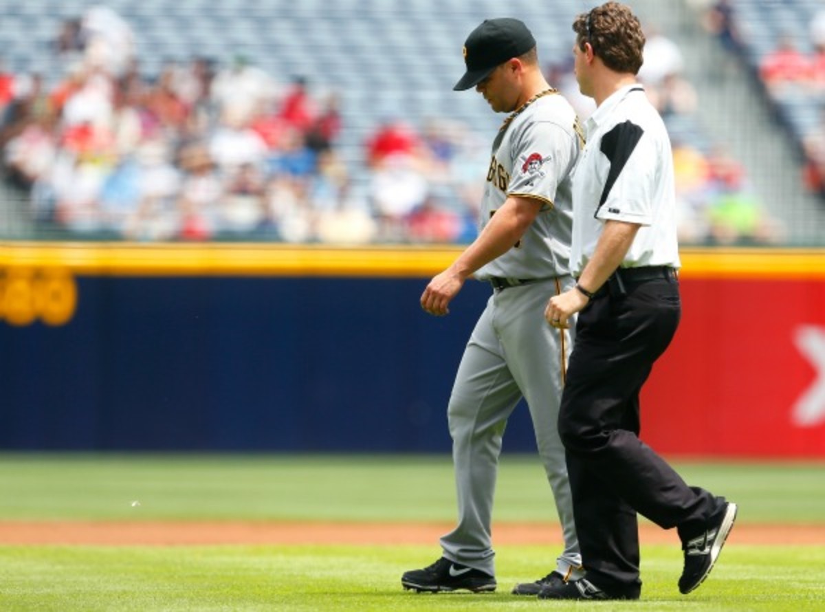 Pirates shut down pitcher Wandy Rodriguez for season due to forearm
