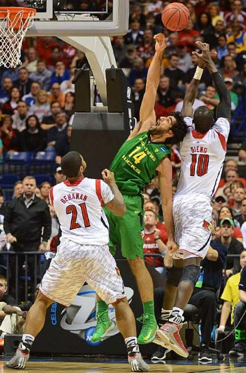 Louisville 77, Oregon 69