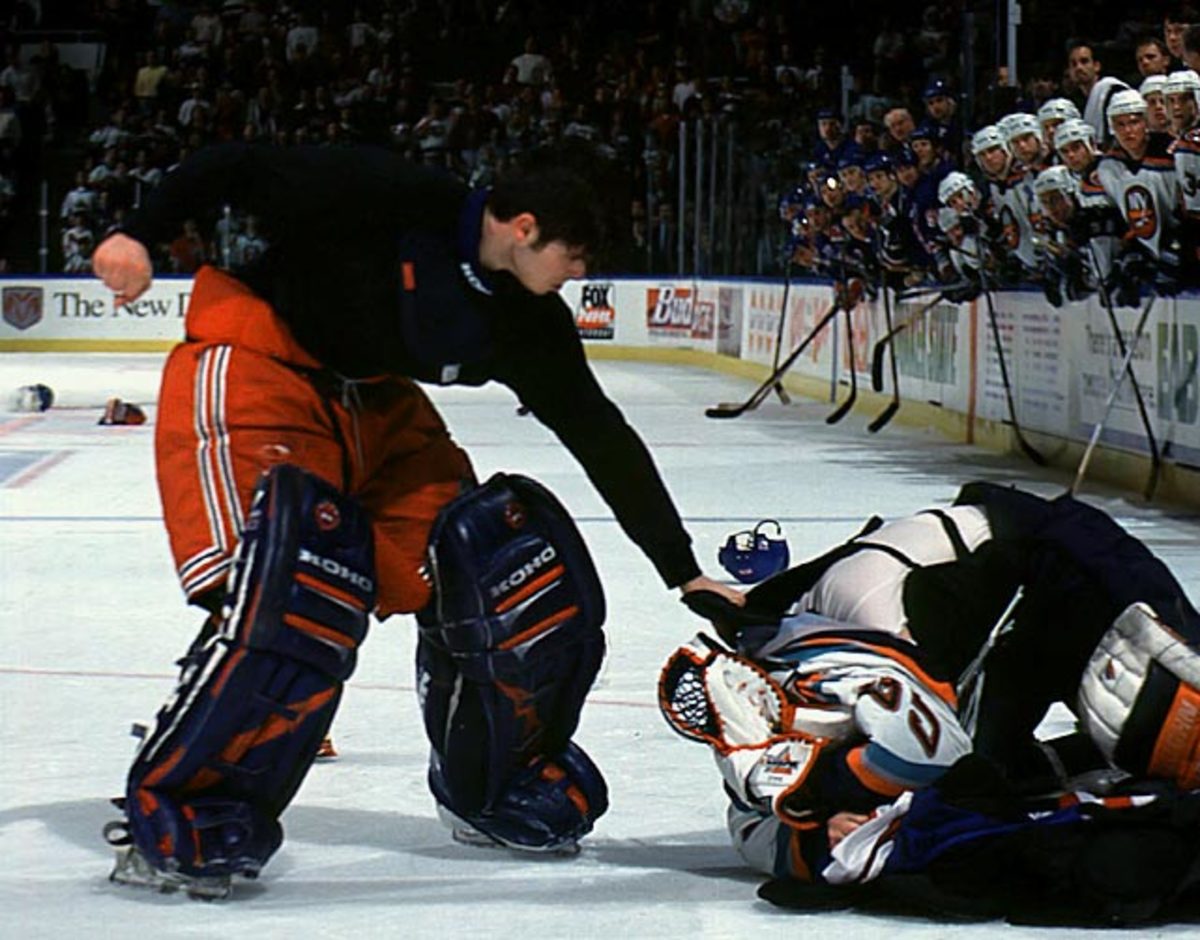 Dan Cloutier vs. Tommy Salo