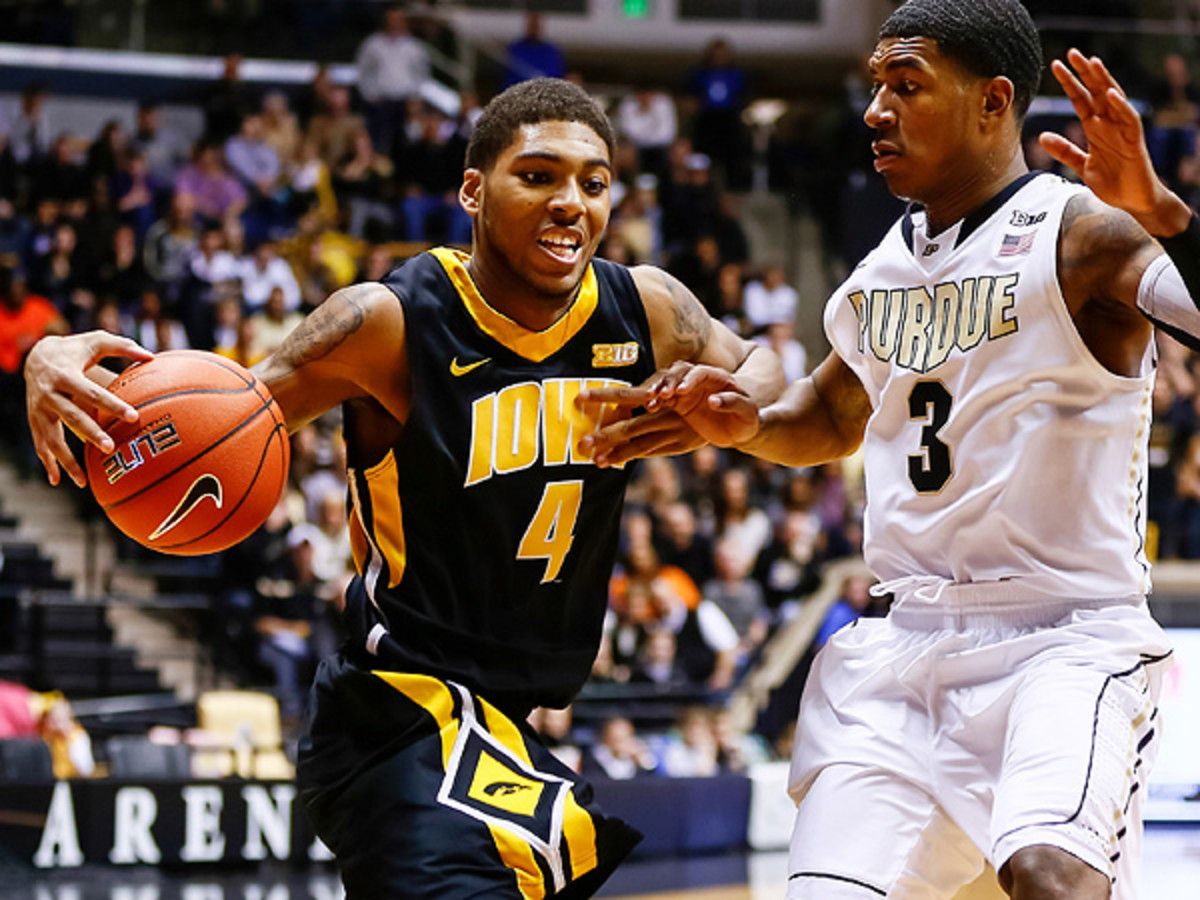 Senior guard Roy Devyn Marble is one of four returning starters for the Hawkeyes this season. (Michael Hickey/Getty Images)