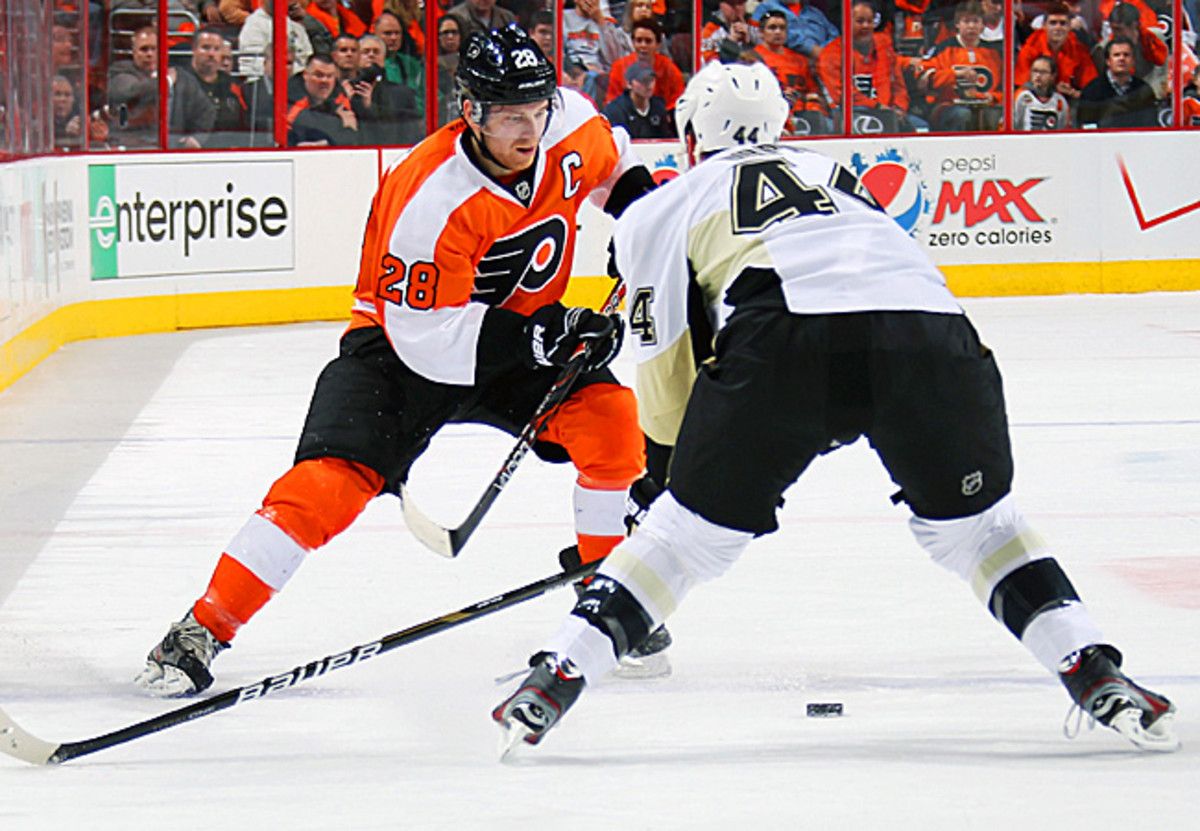 The Flyers were trailing 2-0 before captain Claude Giroux got them on the board in the second period.
