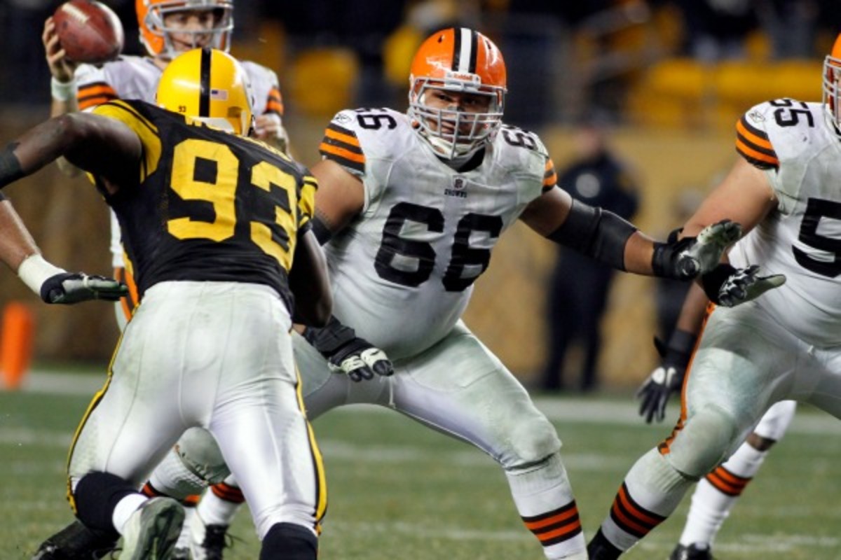 Browns guard Shawn Lauvoa will miss the season opener. (Justin K. Aller/Getty Images)