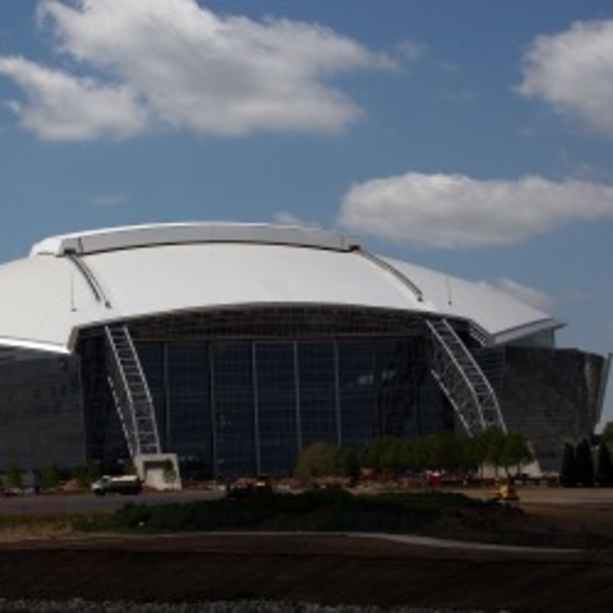 The Cotton Bowl, played at Cowboys Stadium, has emerged as a favorite to host the first playoff college football title game. (Ronald Martinez/Getty Images