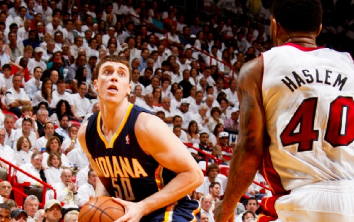 The Raptors will reportedly sign forward Tyler Hansbrough. (Photo by Issac Baldizon/NBAE via Getty Images)