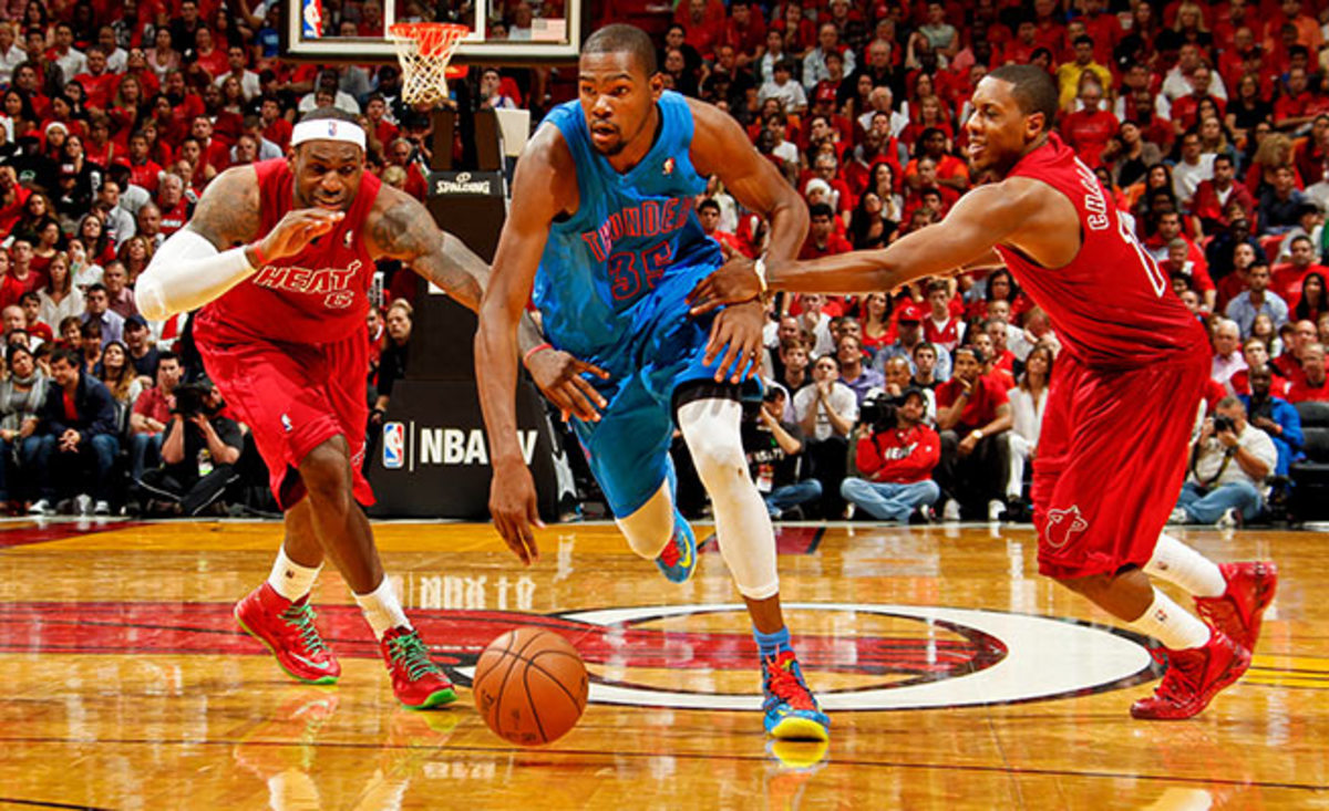 Kevin Durant and the Thunder shoot to No. 1 this week after winning 17 of their last 19 games.