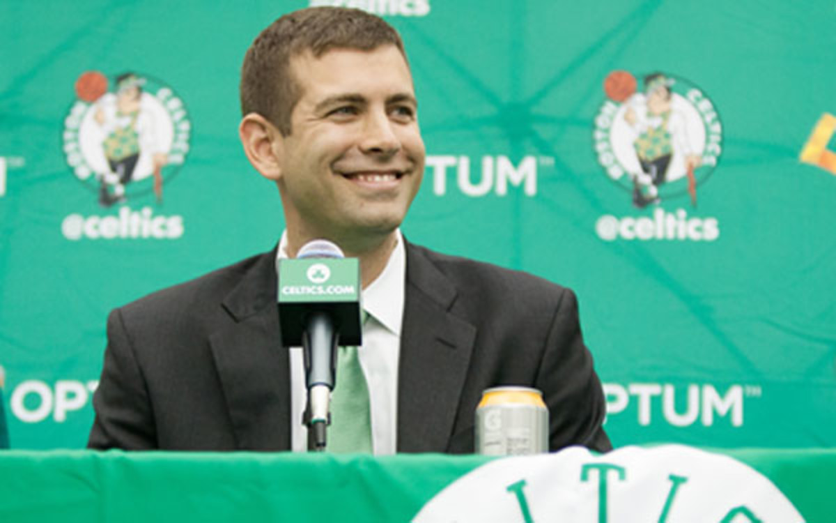 Brad Stevens mailed a letter to former Celtics players. (NBAE/Getty Images)