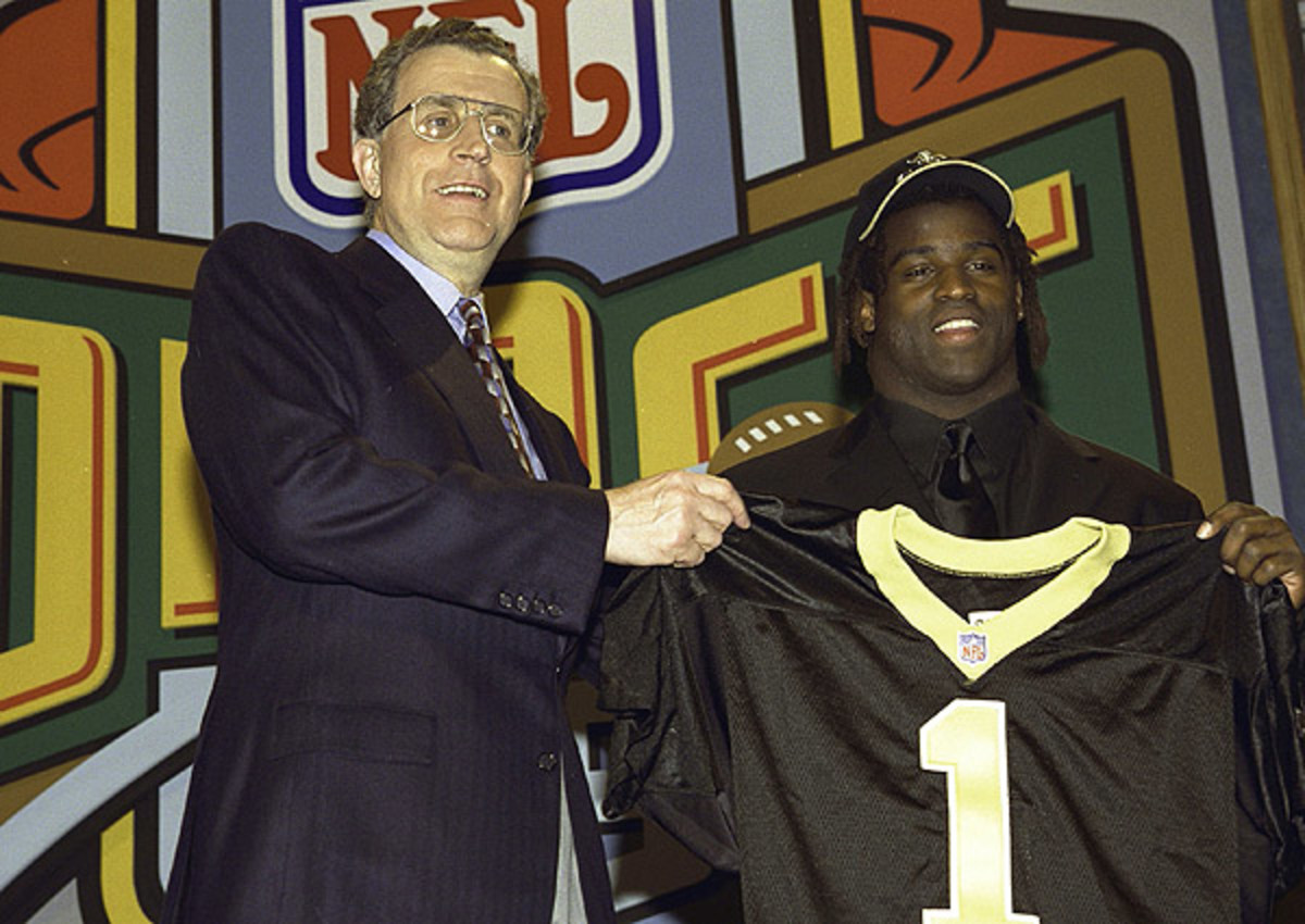 The Saints went all-in on Ricky Williams in 1999, trading eight picks for the right to select him. 