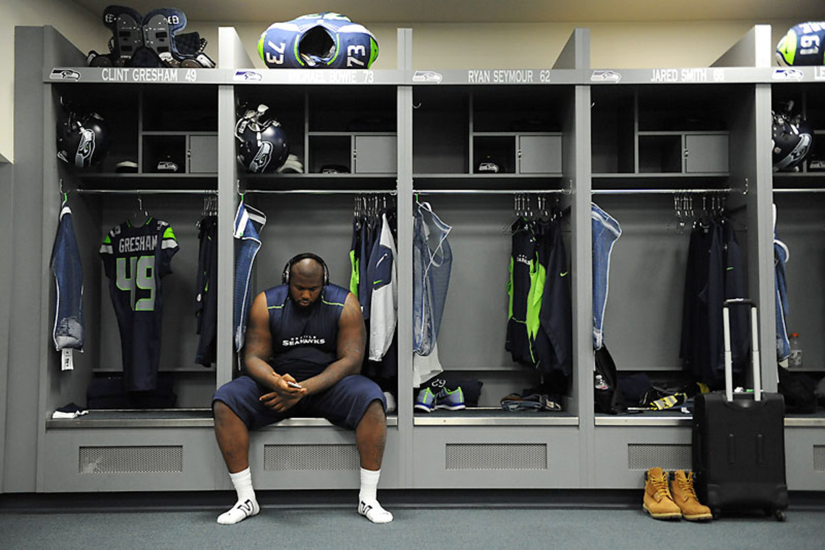 quiet-locker-room-800.jpg