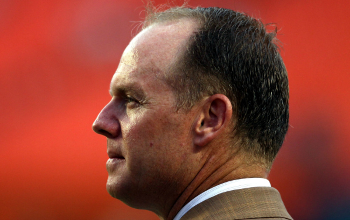 Miami Dolphns GM Jeff Ireland had his contract extended through the 2014 season