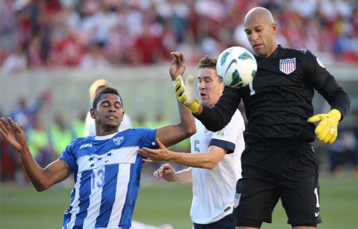 Tim Howard didn't have to be the hero in the win against Honduras, but he made stops when necessary.