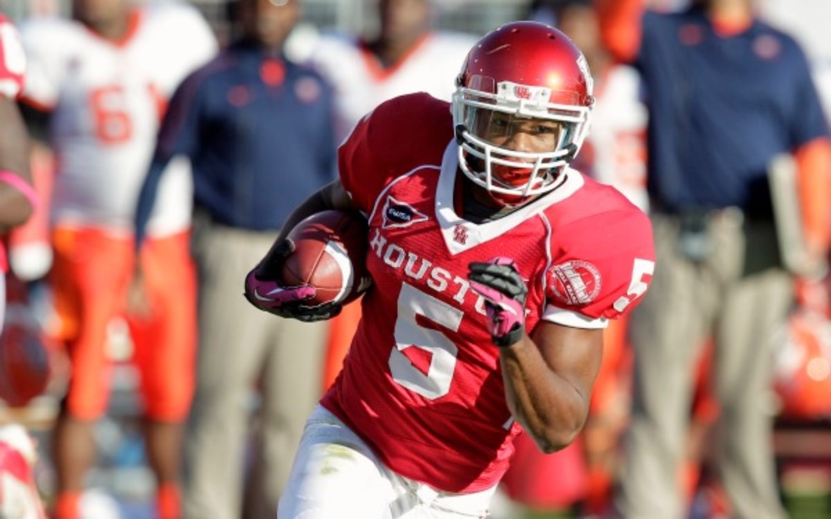 Houston leading rusher Charles Sims will reportedly transfer from the school. (Bob Levey/Getty Images)