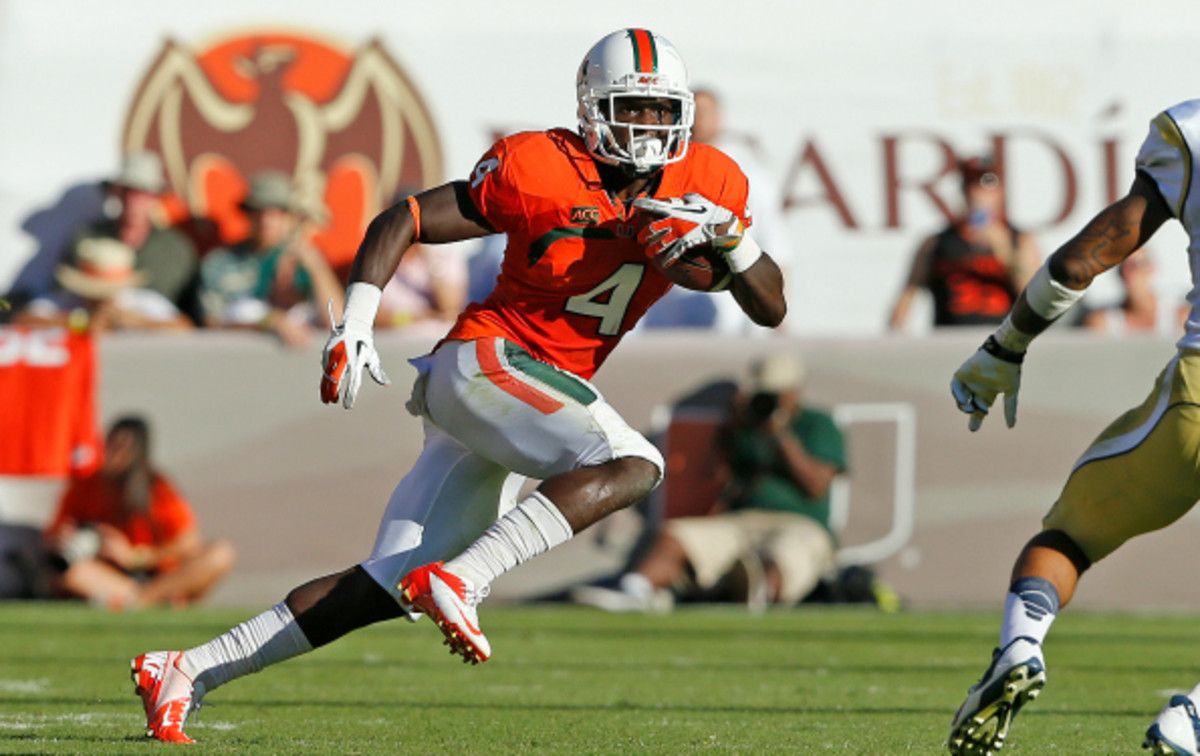 A partial MCL tear will keep Miami WR Phillip Dorsett off the field for 4-6 weeks.