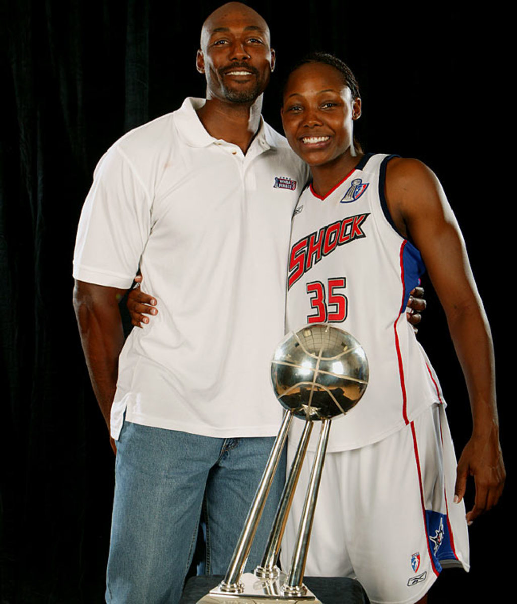 karl-malone-cheryl-ford.jpg